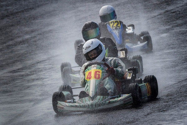 Wet Karting